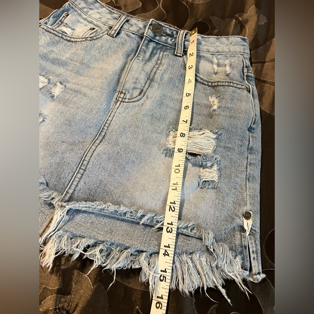 One Teaspoon Light Blue Distressed Denim Mini Skirt Women’s size 26/ Small - Picture 3 of 12